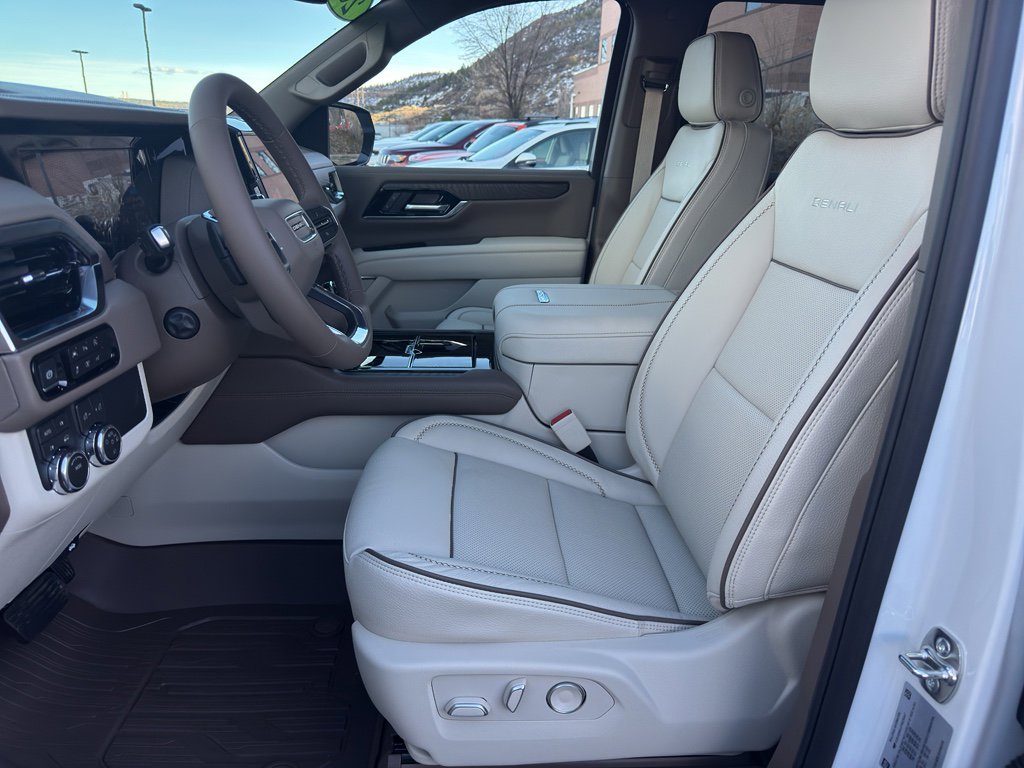 New 2026 GMC Yukon Denali w/ LPO, Floor Liner Package image 25