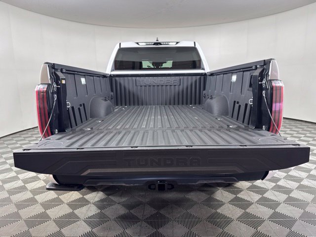 Used 2025 Toyota Tundra Limited AWD/4WD image 22