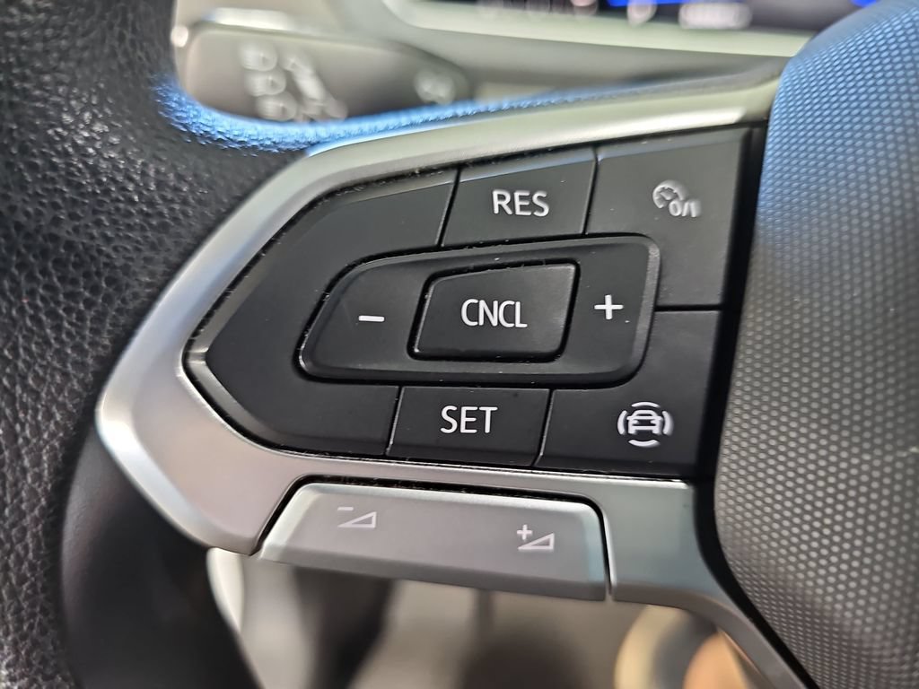 Used 2022 Volkswagen Tiguan S AWD/4WD image 16