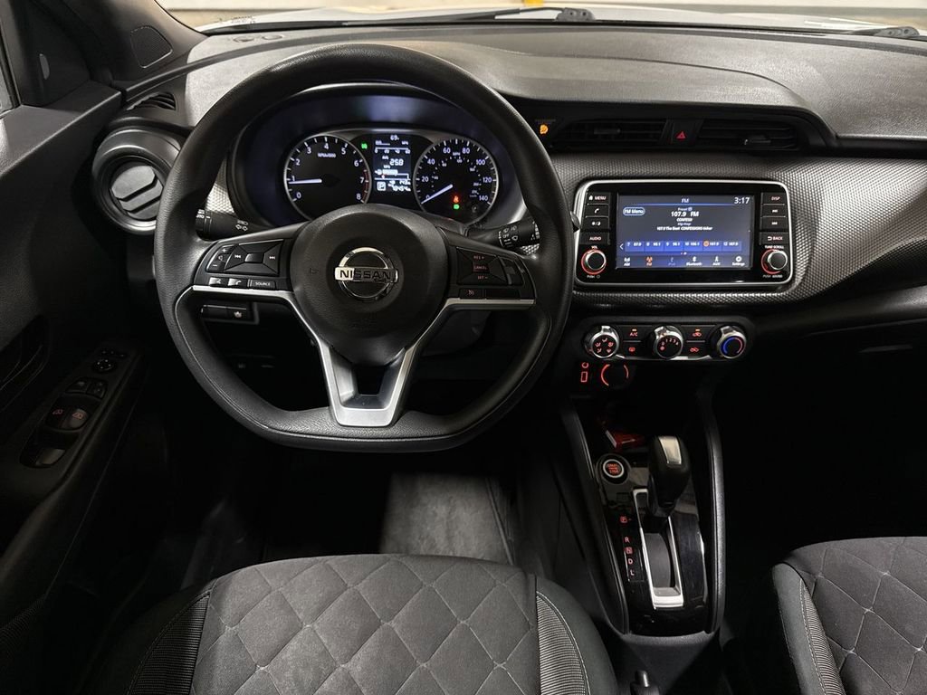 Used 2020 Nissan Kicks S FWD image 11