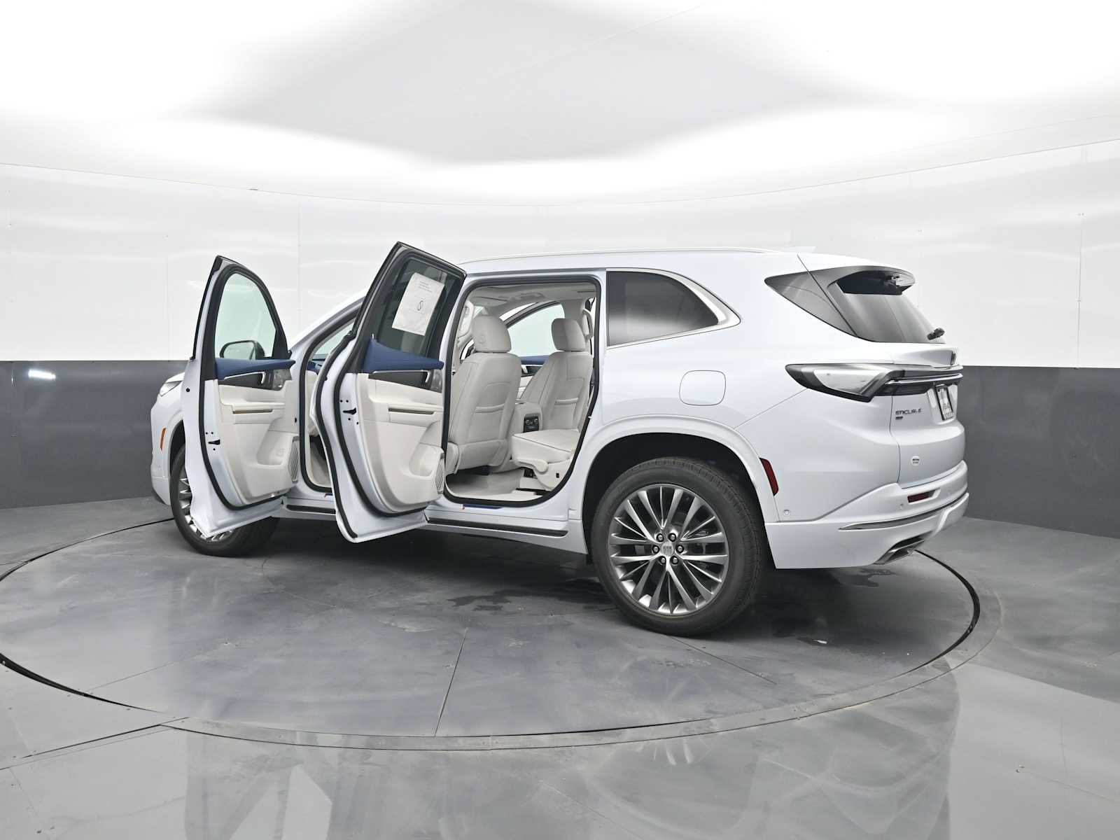 New 2026 Buick Enclave Avenir w/ Super Cruise Package AWD/4WD image 54