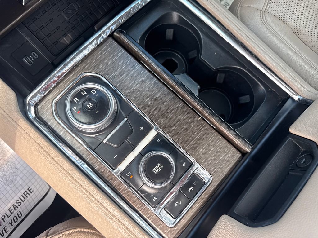 Used 2023 Ford Expedition Limited AWD/4WD image 24