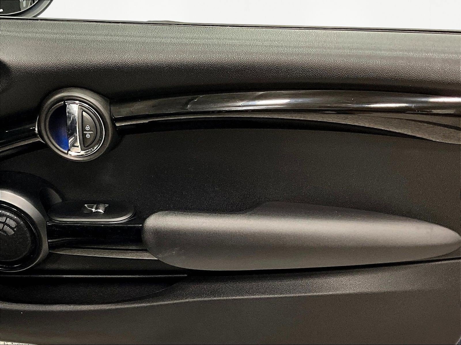 Used 2016 MINI Cooper S FWD image 26