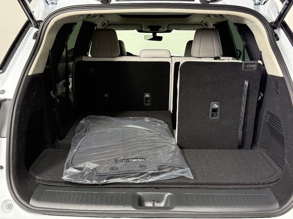 New 2026 INFINITI QX60 Sport image 6