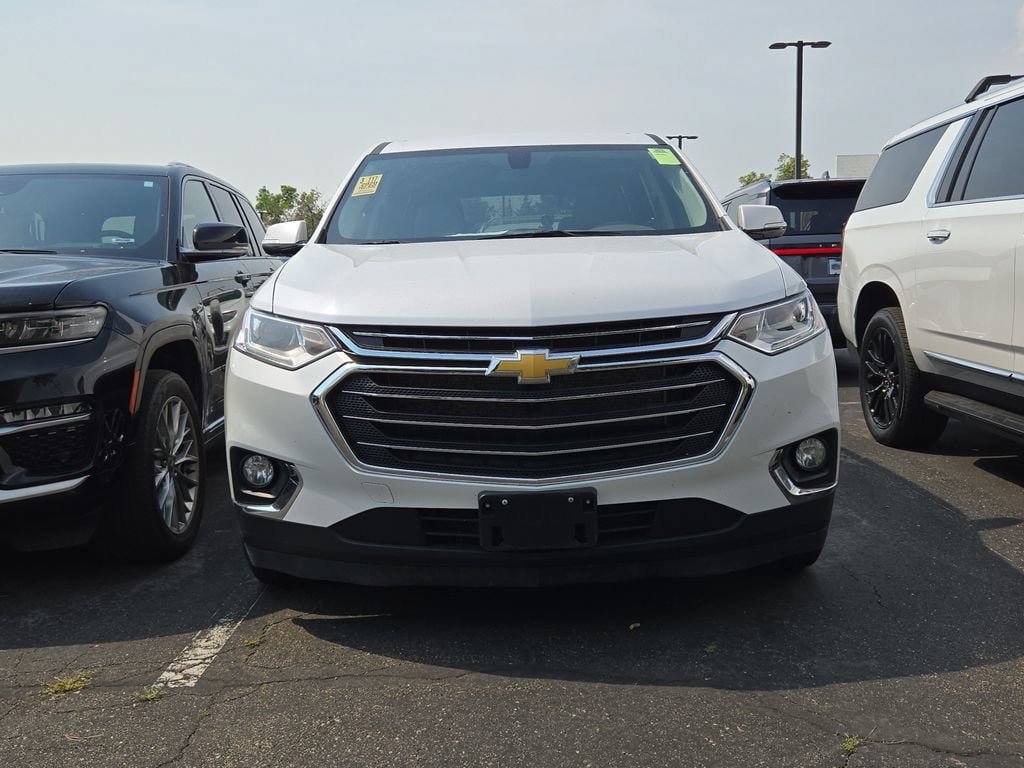 Used 2020 Chevrolet Traverse LT AWD/4WD image 2