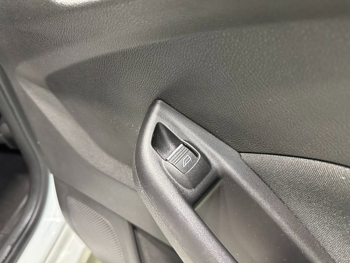 Used 2017 Ford Focus ST image 14