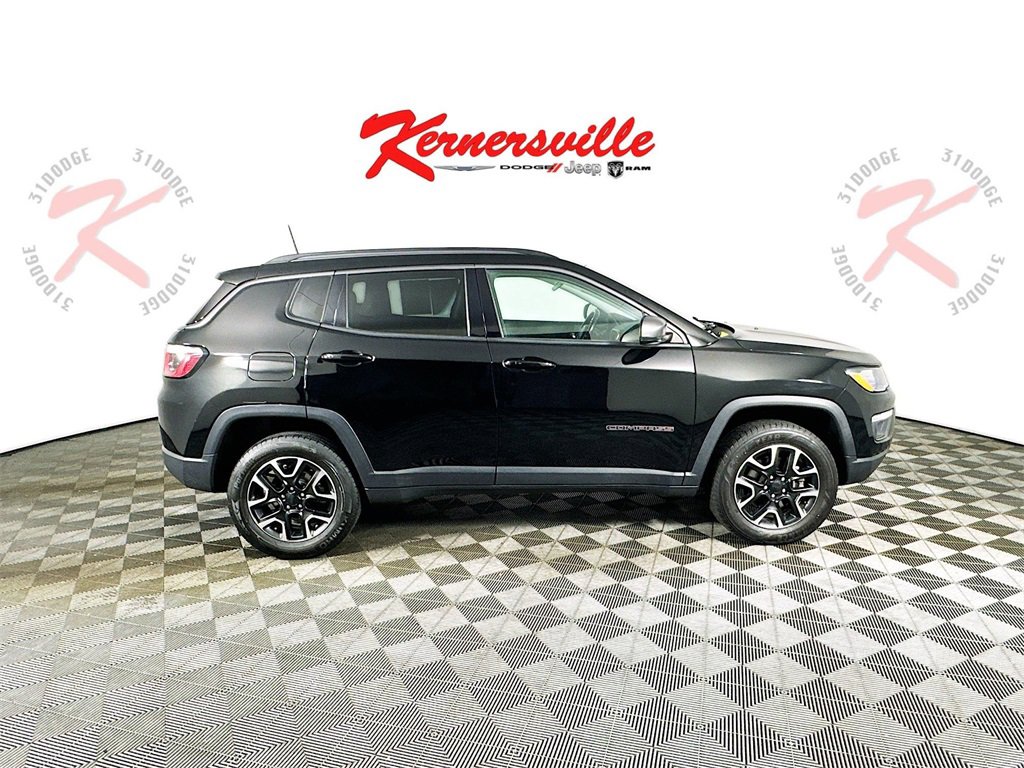 Used 2020 Jeep Compass Trailhawk image 8