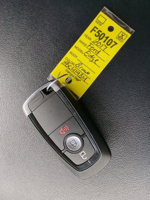 Used 2017 Ford Edge SEL image 33