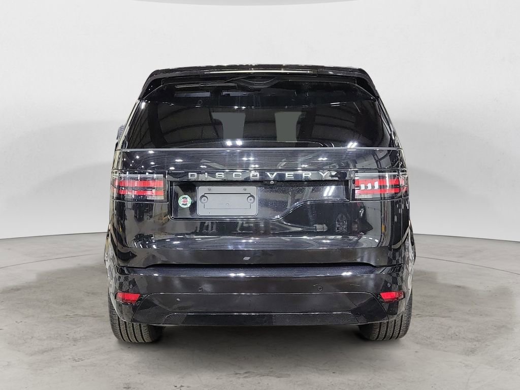 Certified 2024 Land Rover Discovery Dynamic SE image 4