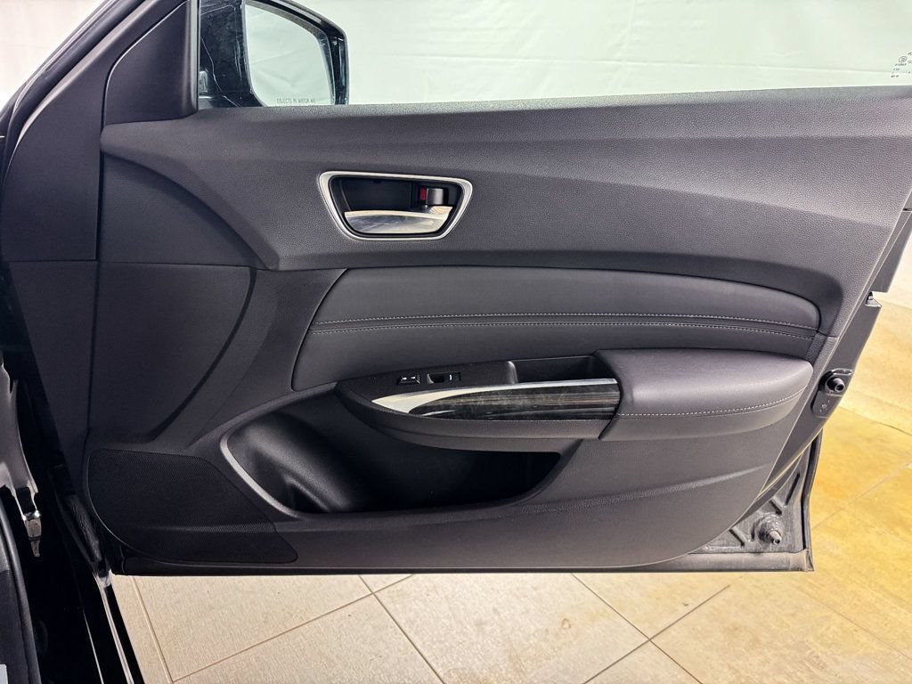 Used 2019 Acura TLX V6 SH-AWD image 18