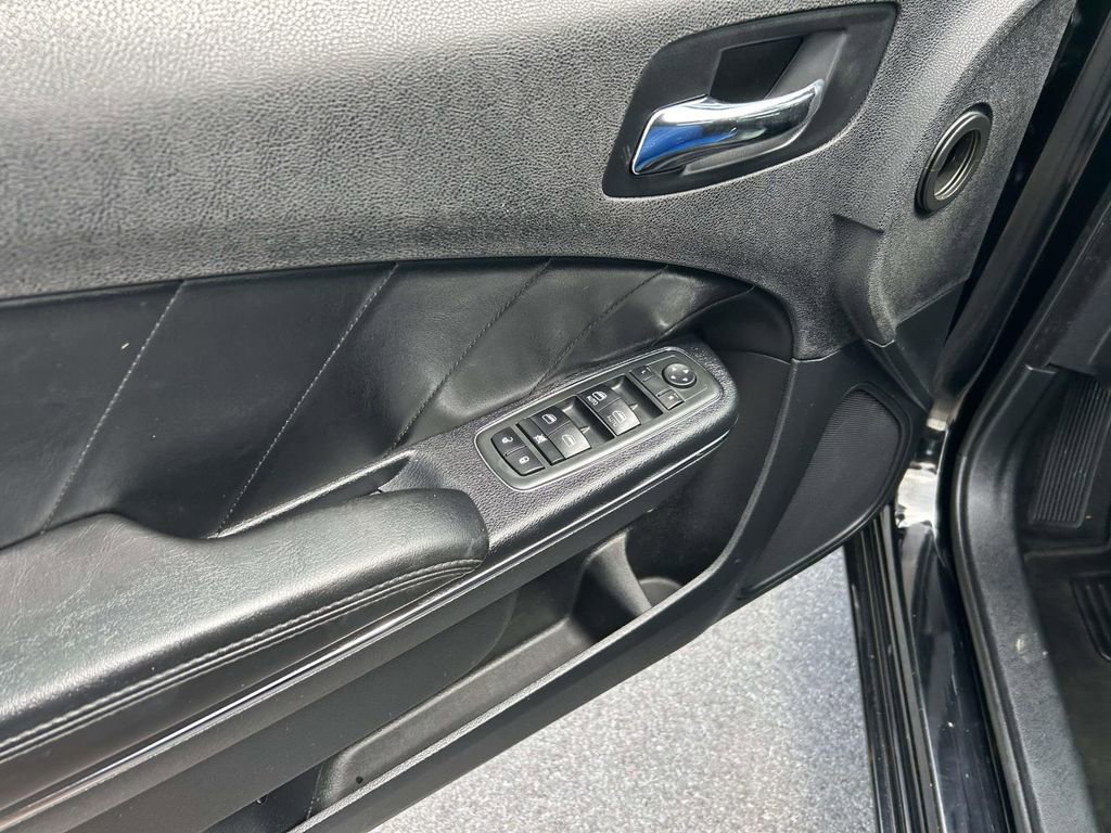 Used 2013 Dodge Charger R/T RWD image 18