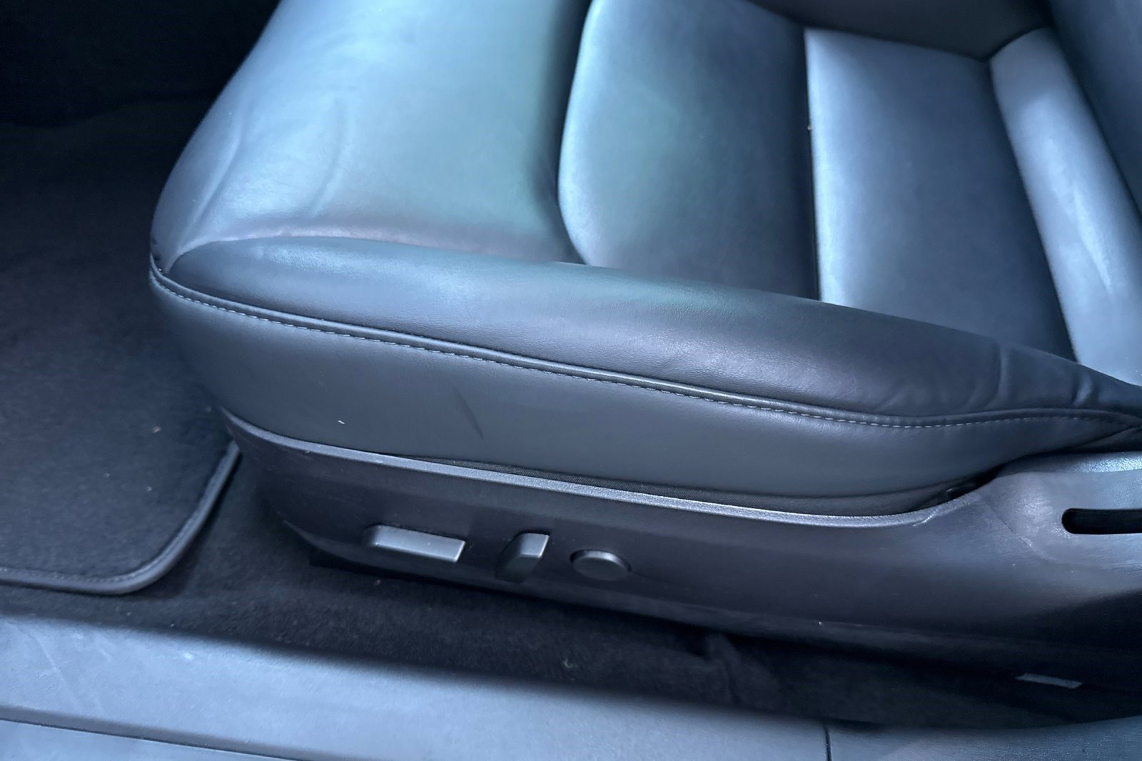 Used 2020 Tesla Model 3 Performance image 14