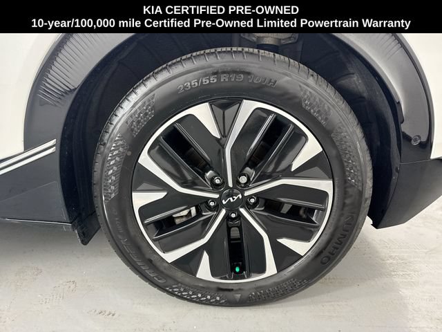 Certified 2024 Kia EV6 Wind w/ Wind Technology Package AWD/4WD image 5