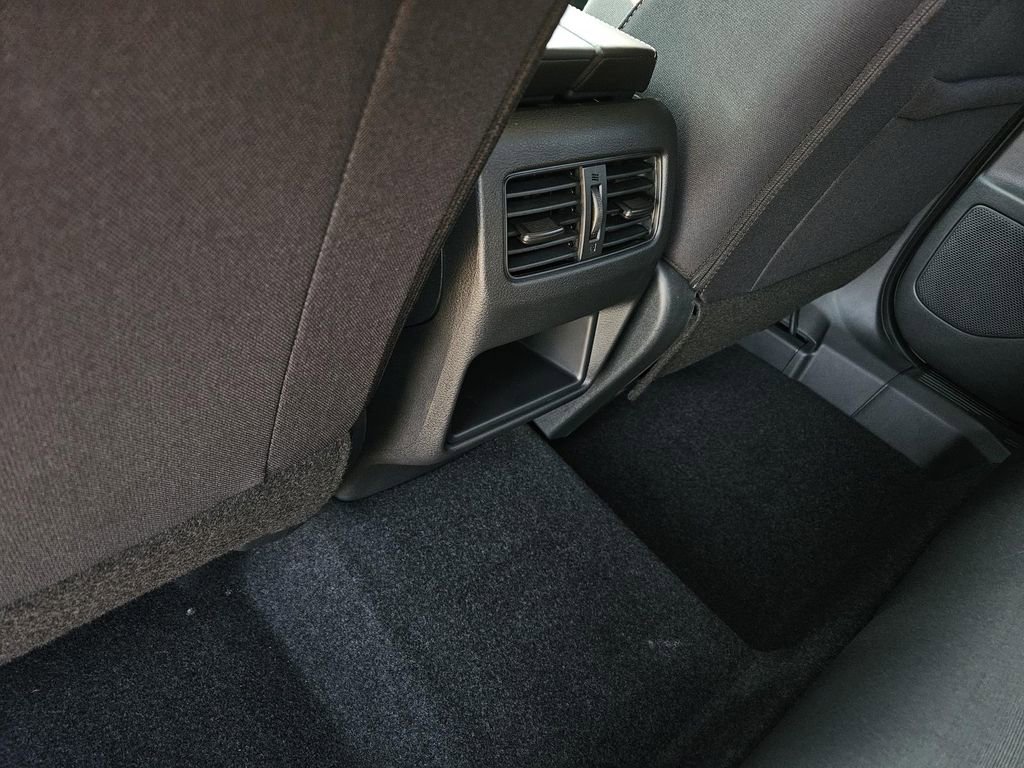 New 2026 Nissan Rogue S image 10