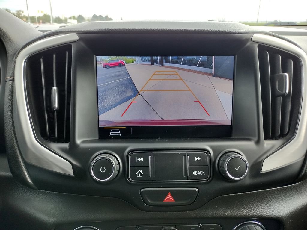 Used 2020 GMC Terrain SLE w/ Driver Convenience Package FWD image 4
