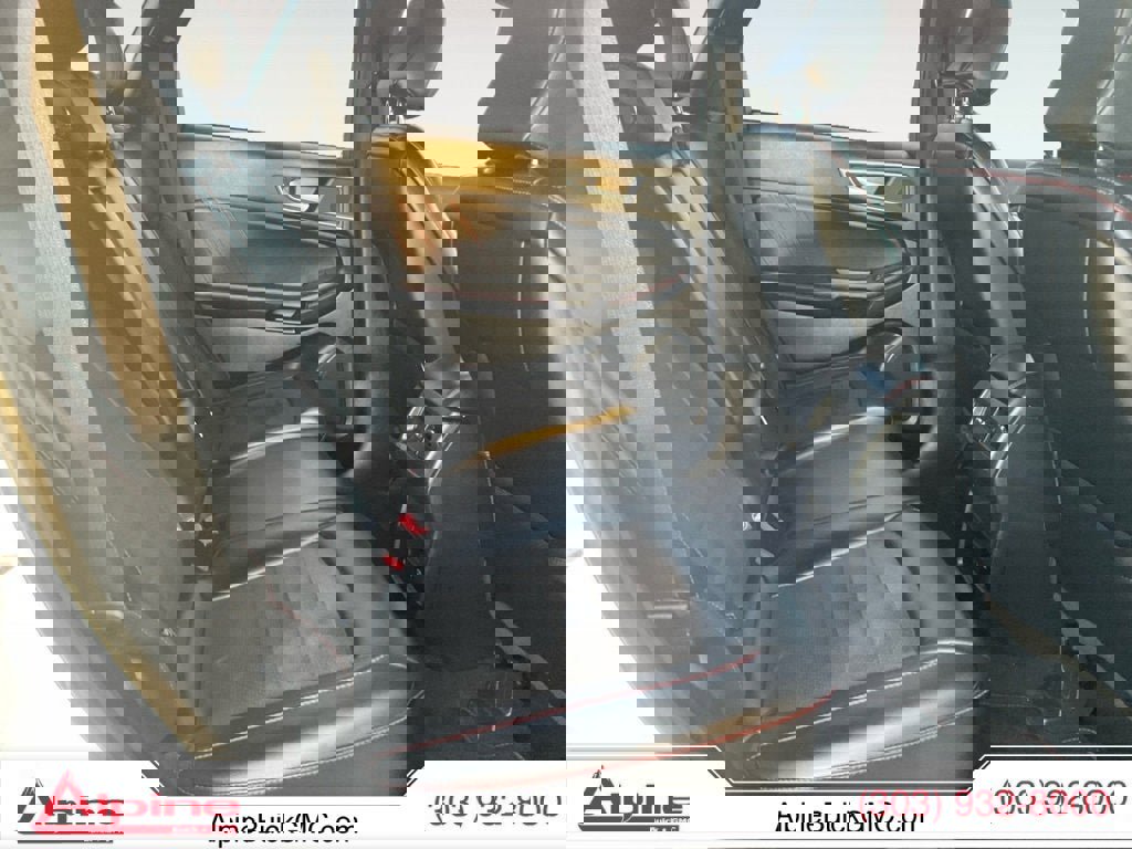 Used 2024 Ford Edge ST-Line image 13