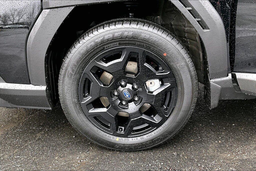 New 2026 Subaru Outback Limited AWD/4WD image 9