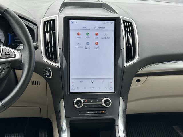 Used 2022 Ford Edge Titanium w/ Class II Trailer Tow Package AWD/4WD image 16