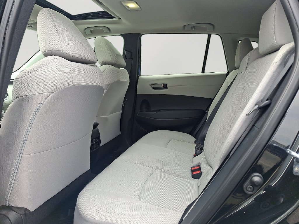 Used 2024 Toyota Corolla Cross LE w/ Moonroof Package AWD/4WD image 8