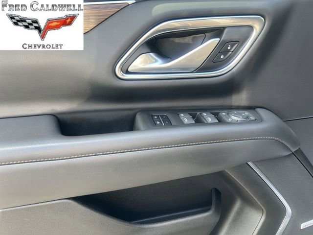 Used 2022 Chevrolet Suburban High Country image 28