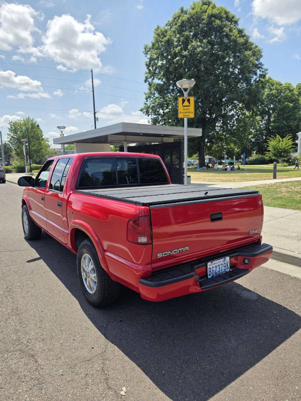 Used 2002 GMC Sonoma SLS w/ Marketing Option Pkg image 7