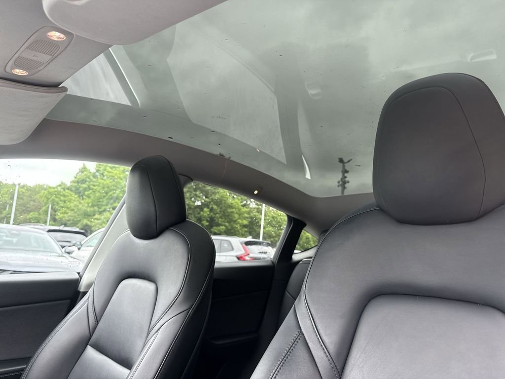 Used 2021 Tesla Model Y Long Range AWD/4WD image 16