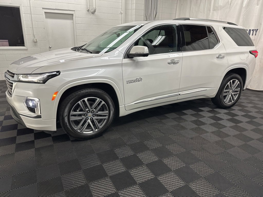 Used 2022 Chevrolet Traverse High Country image 5