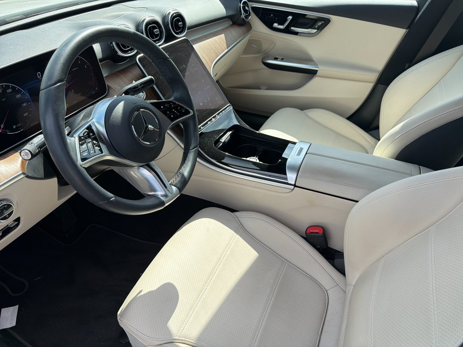 Used 2023 Mercedes-Benz C 300 Sedan image 8