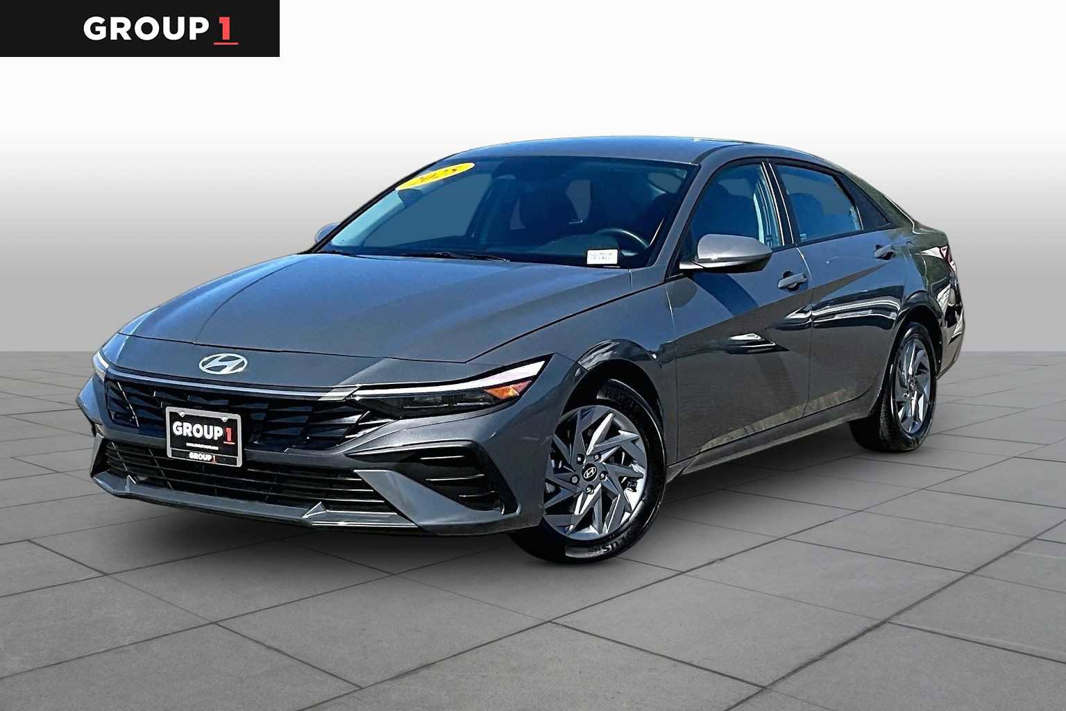 Used 2025 Hyundai Elantra Hybrid