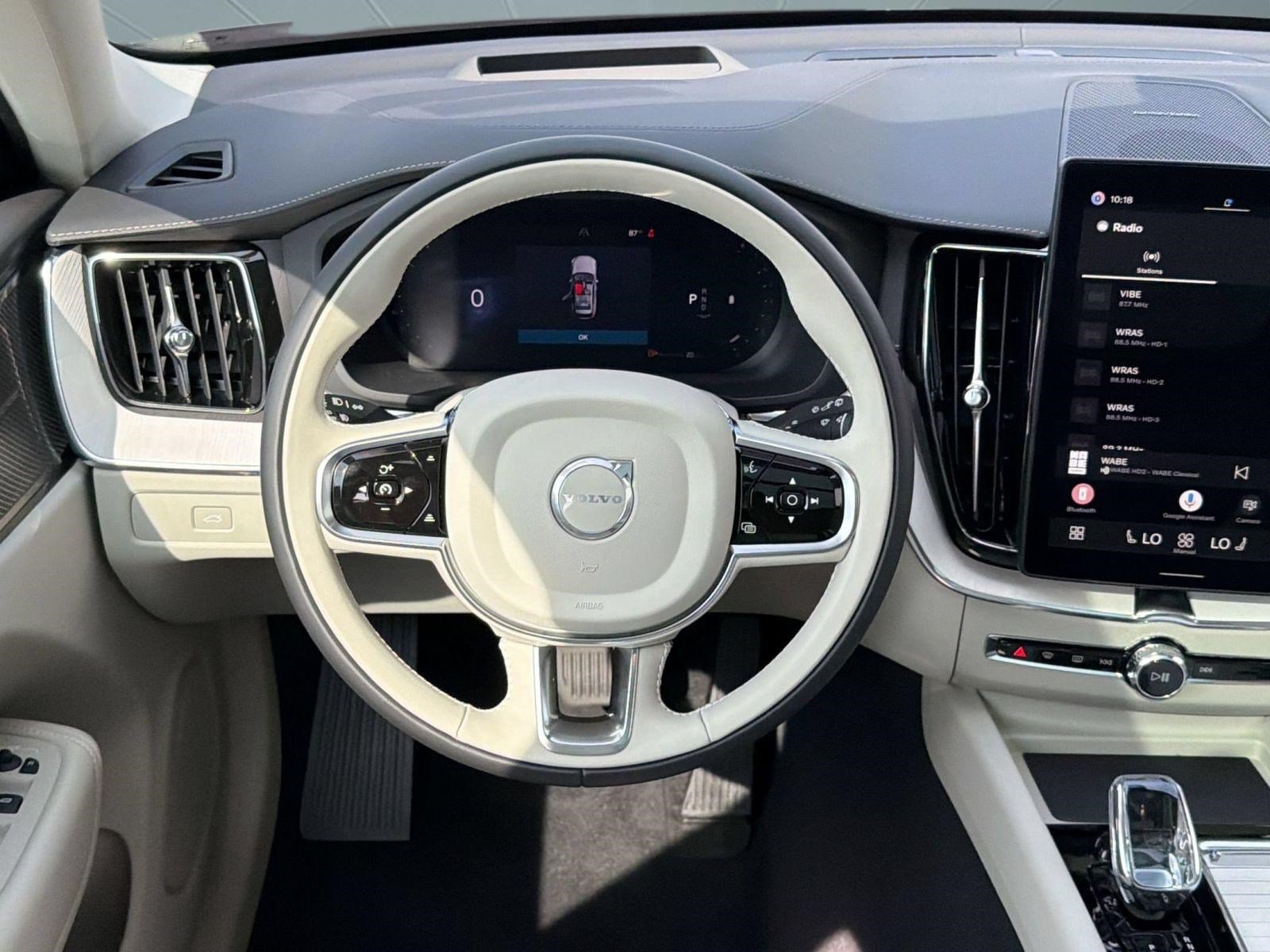 New 2026 Volvo XC60 B5 Ultra w/ Protection Package Premier AWD/4WD image 11