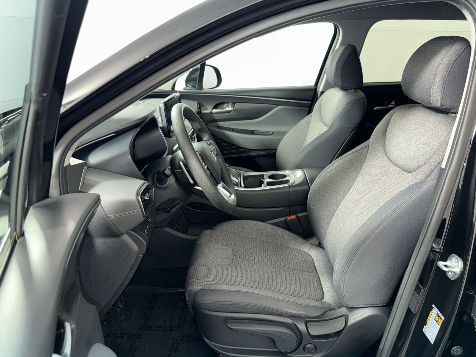 Used 2023 Hyundai Santa Fe SE image 13