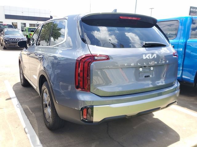 Used 2025 Kia Telluride LX FWD image 7