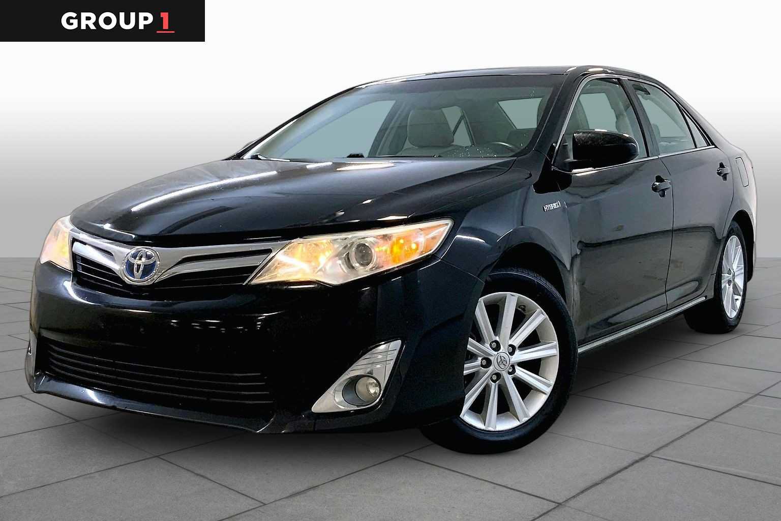 Used 2012 Toyota Camry XLE w/ Leather Pkg FWD image 1