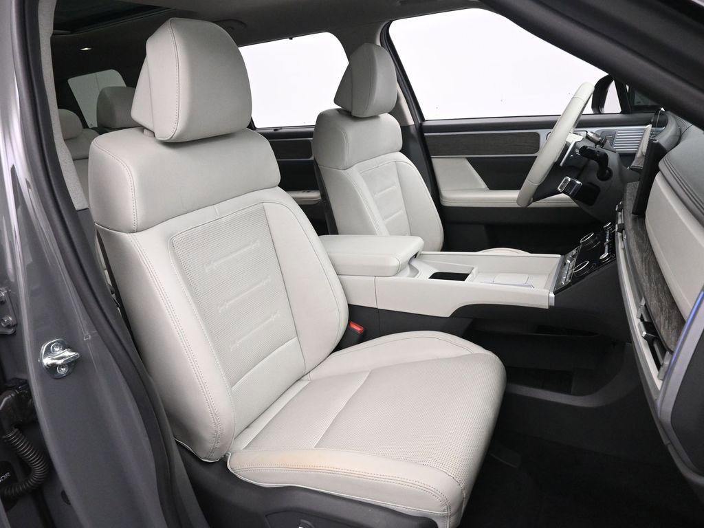 Used 2024 Hyundai Santa Fe Limited FWD image 29
