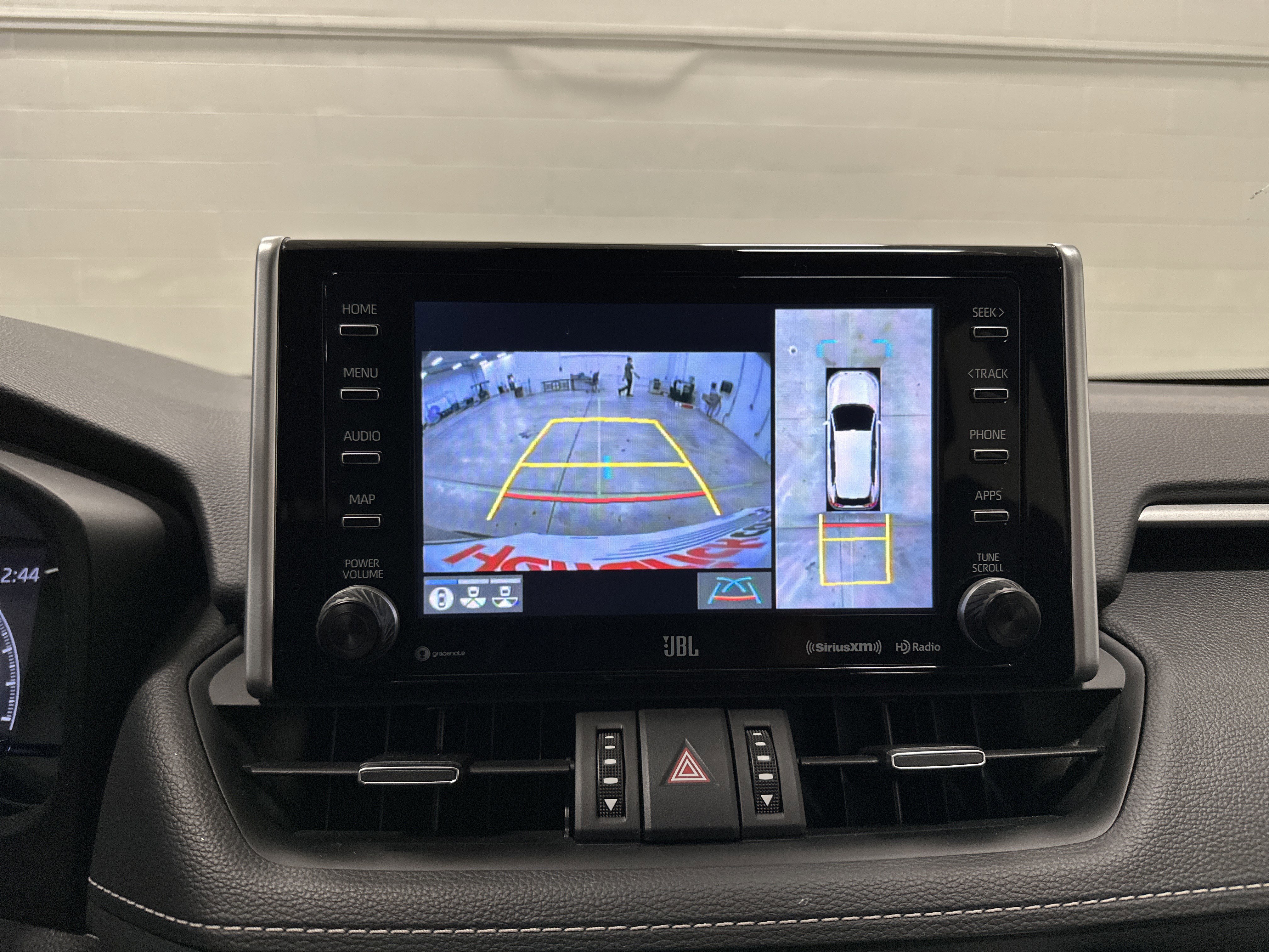 Used 2021 Toyota RAV4 Limited image 25