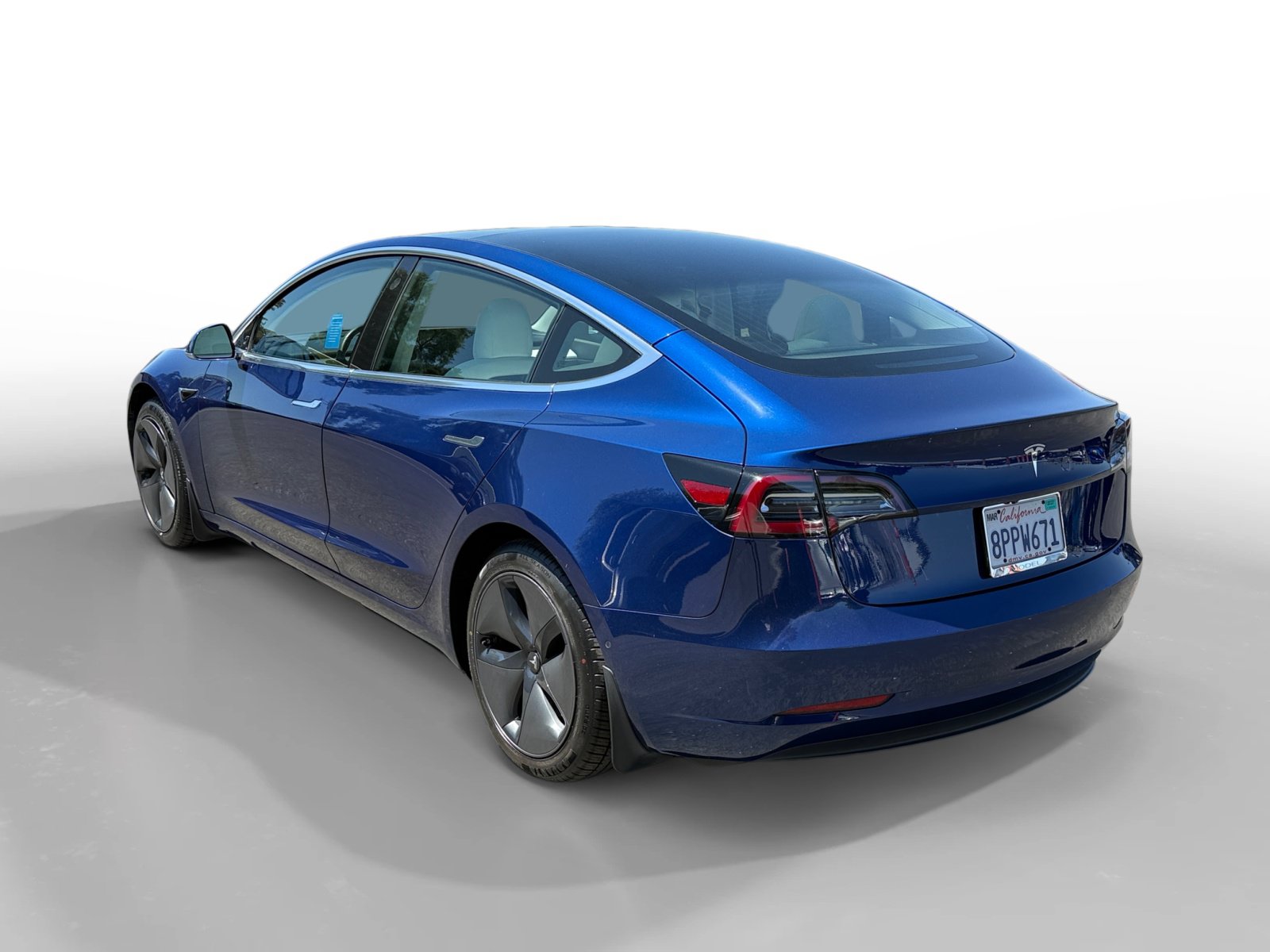 Used 2020 Tesla Model 3 Standard Range Plus RWD image 3