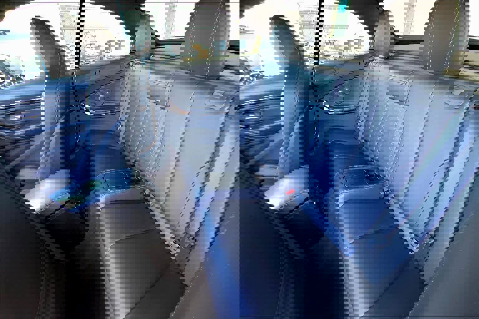 Used 2015 BMW M4 Convertible image 20