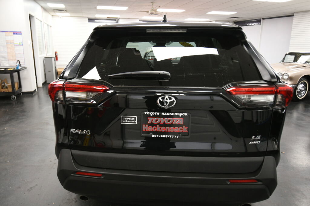 Certified 2024 Toyota RAV4 LE image 6