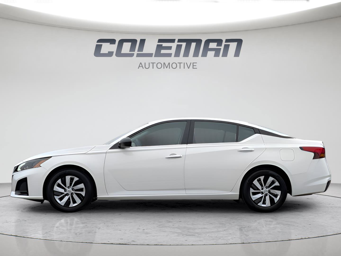 Certified 2025 Nissan Altima 2.5 S FWD image 8