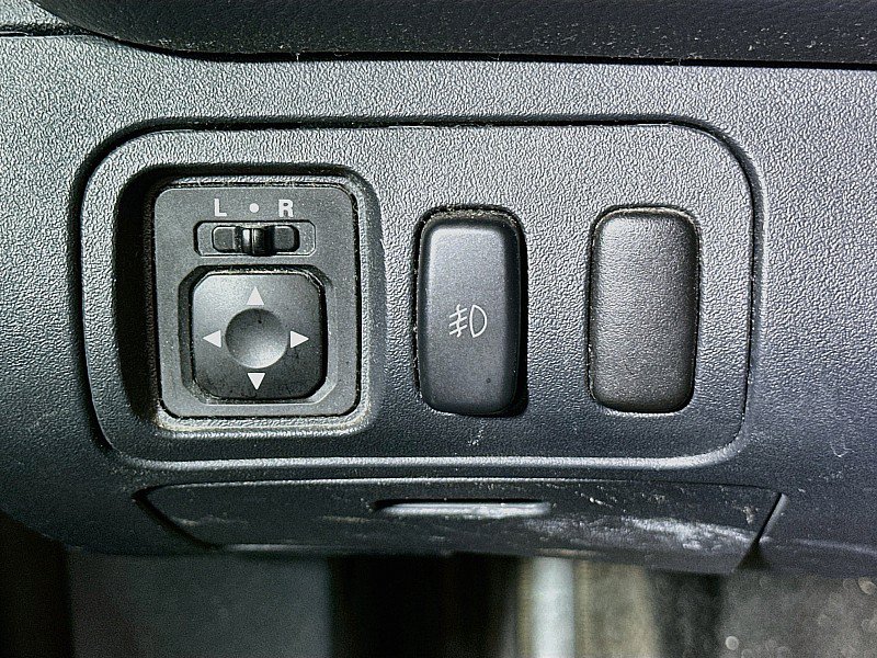 Used 2007 Mitsubishi Eclipse GS FWD image 10