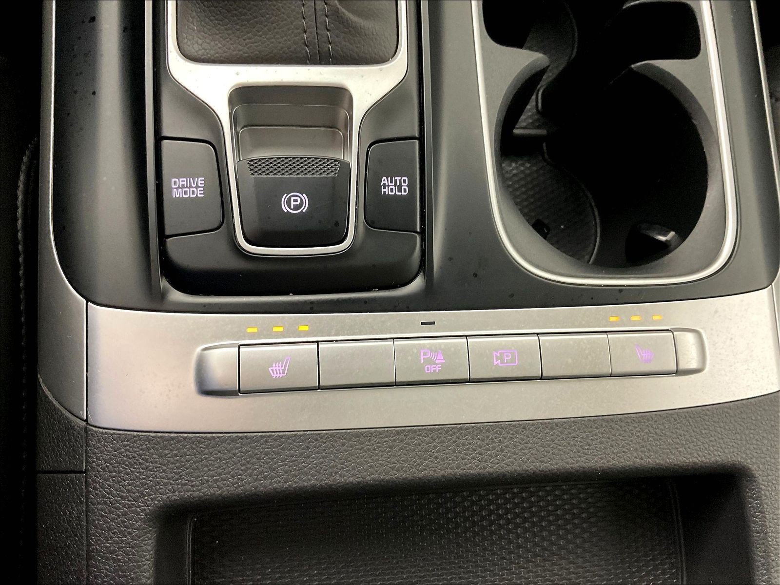 Used 2023 Kia Carnival LX FWD image 36