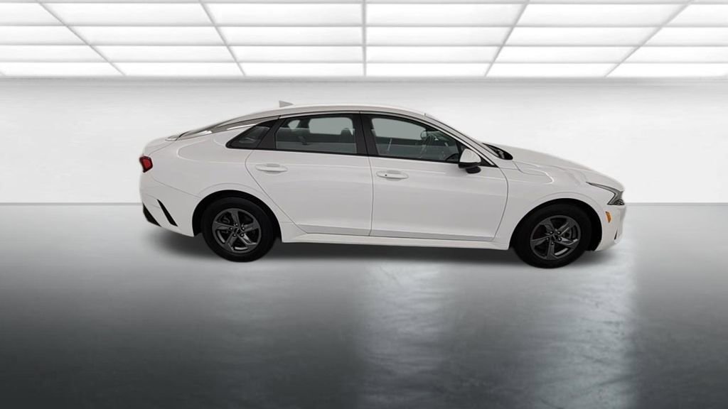 Used 2023 Kia K5 LXS FWD image 8