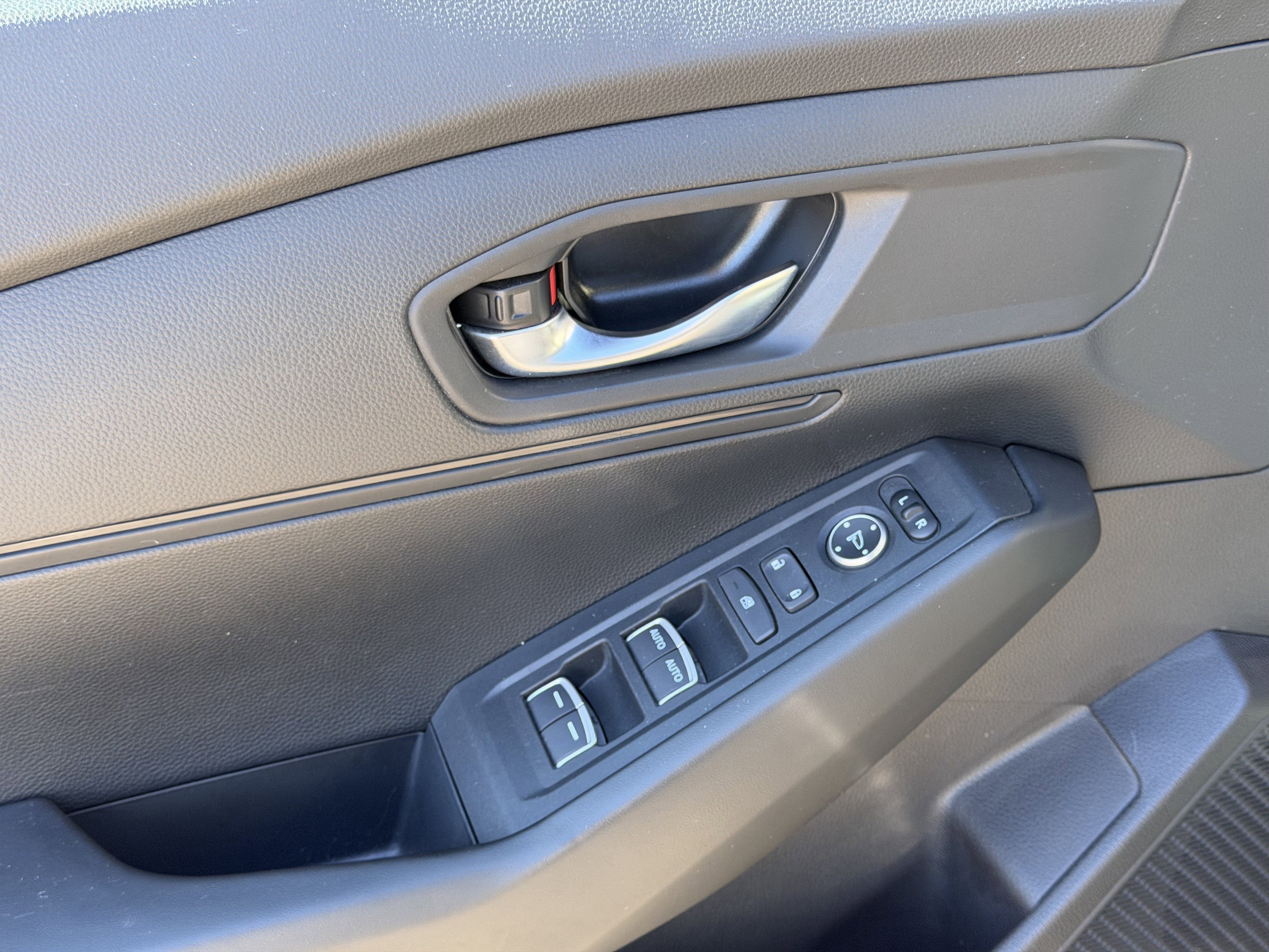 Certified 2023 Honda Accord LX image 10