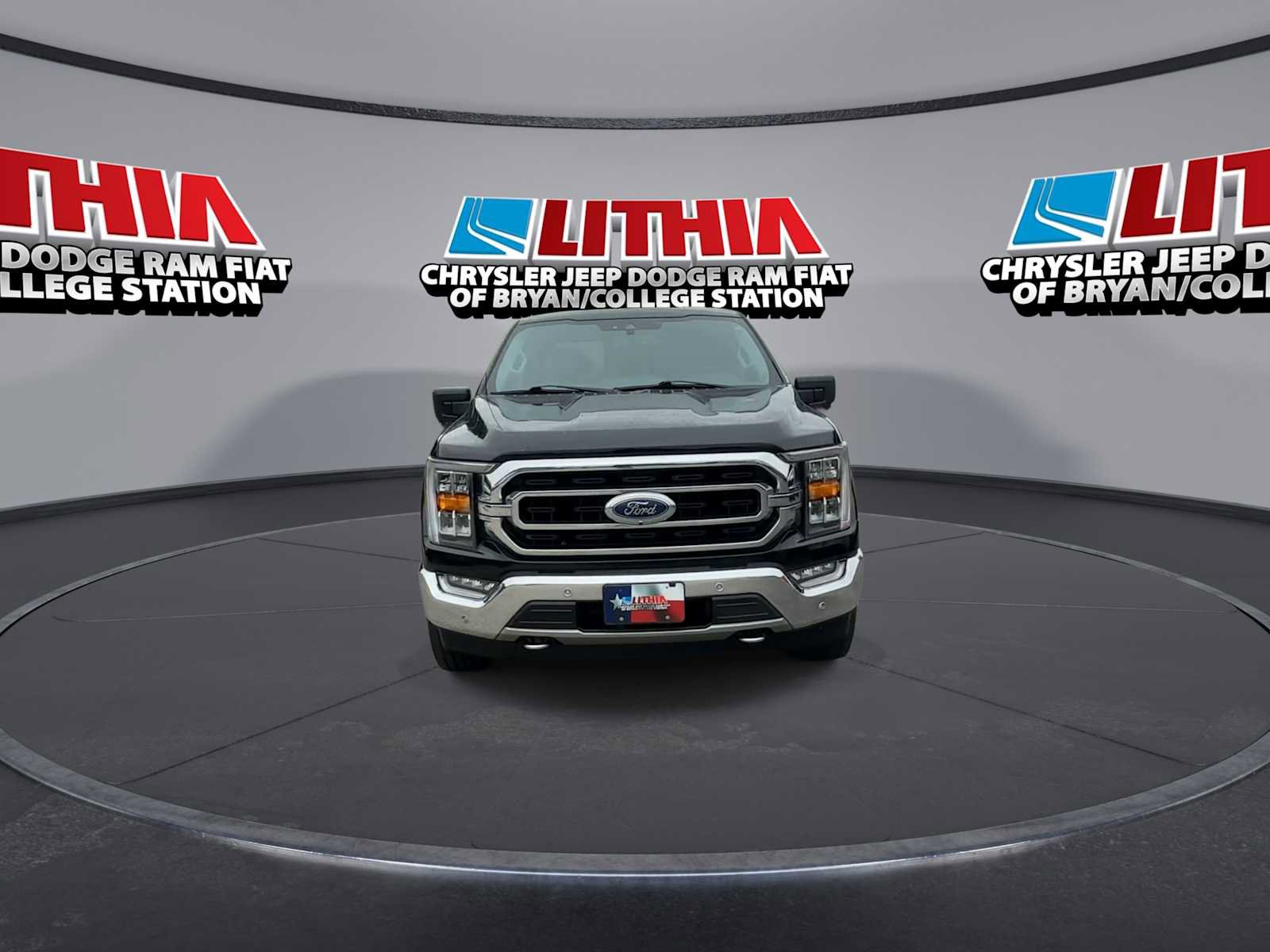 Used 2021 Ford F150 XLT w/ Equipment Group 302A High AWD/4WD image 3