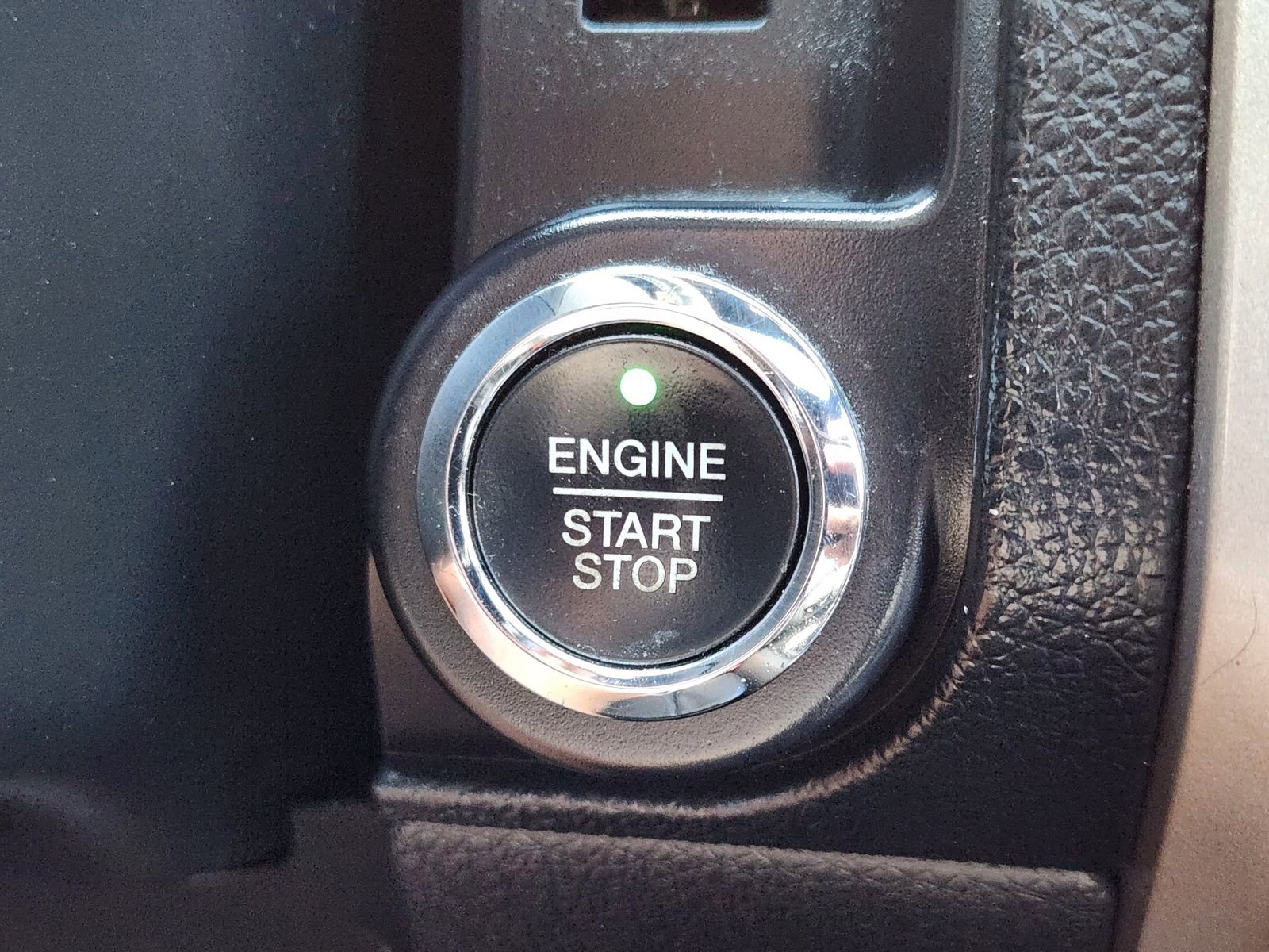 Used 2016 Ford Expedition Limited w/ Equipment Group 301A image 23