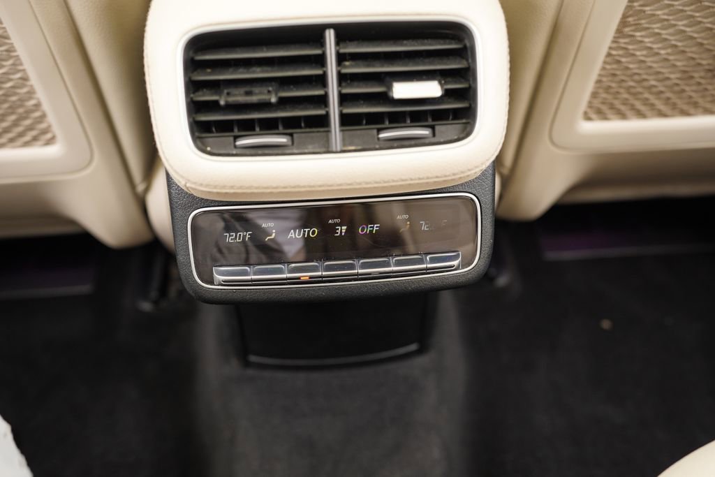 Used 2023 Mercedes-Benz GLS 450 4MATIC image 36