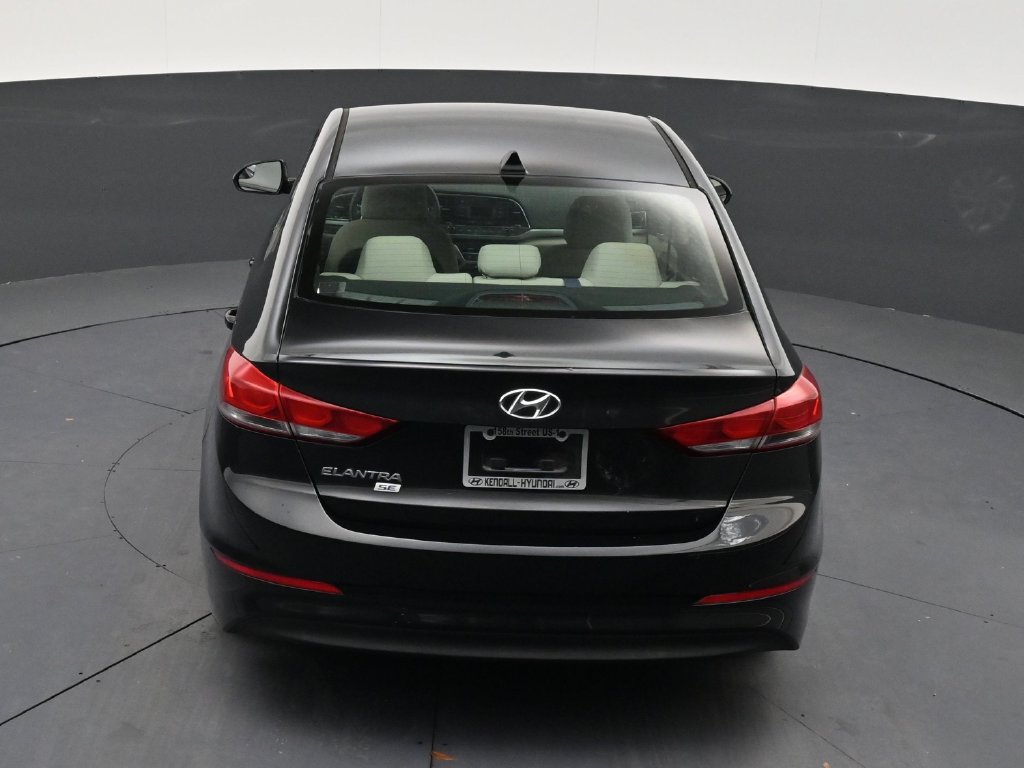 Used 2017 Hyundai Elantra SE FWD image 14