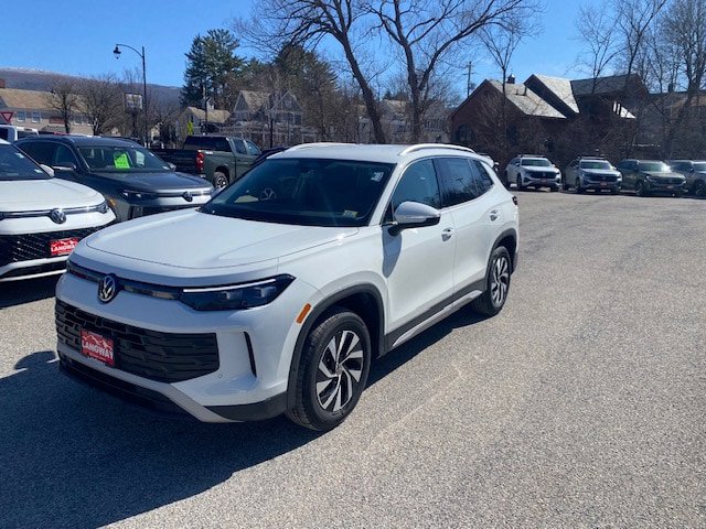 New 2026 Volkswagen Tiguan S AWD/4WD image 3