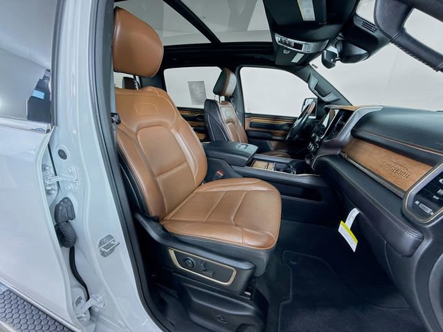 Used 2022 RAM 1500 Limited w/ Body Color Bumper Group image 29