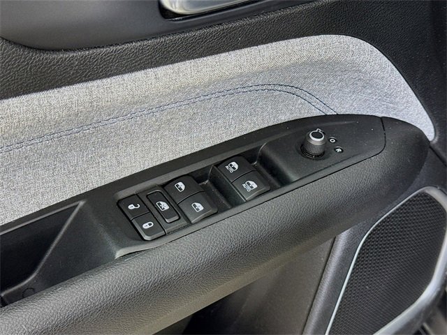 Used 2024 Jeep Compass Latitude image 18